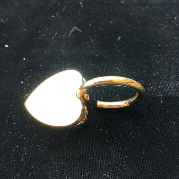 Brand new brass heart shaped keychain - Picture 4 of 13